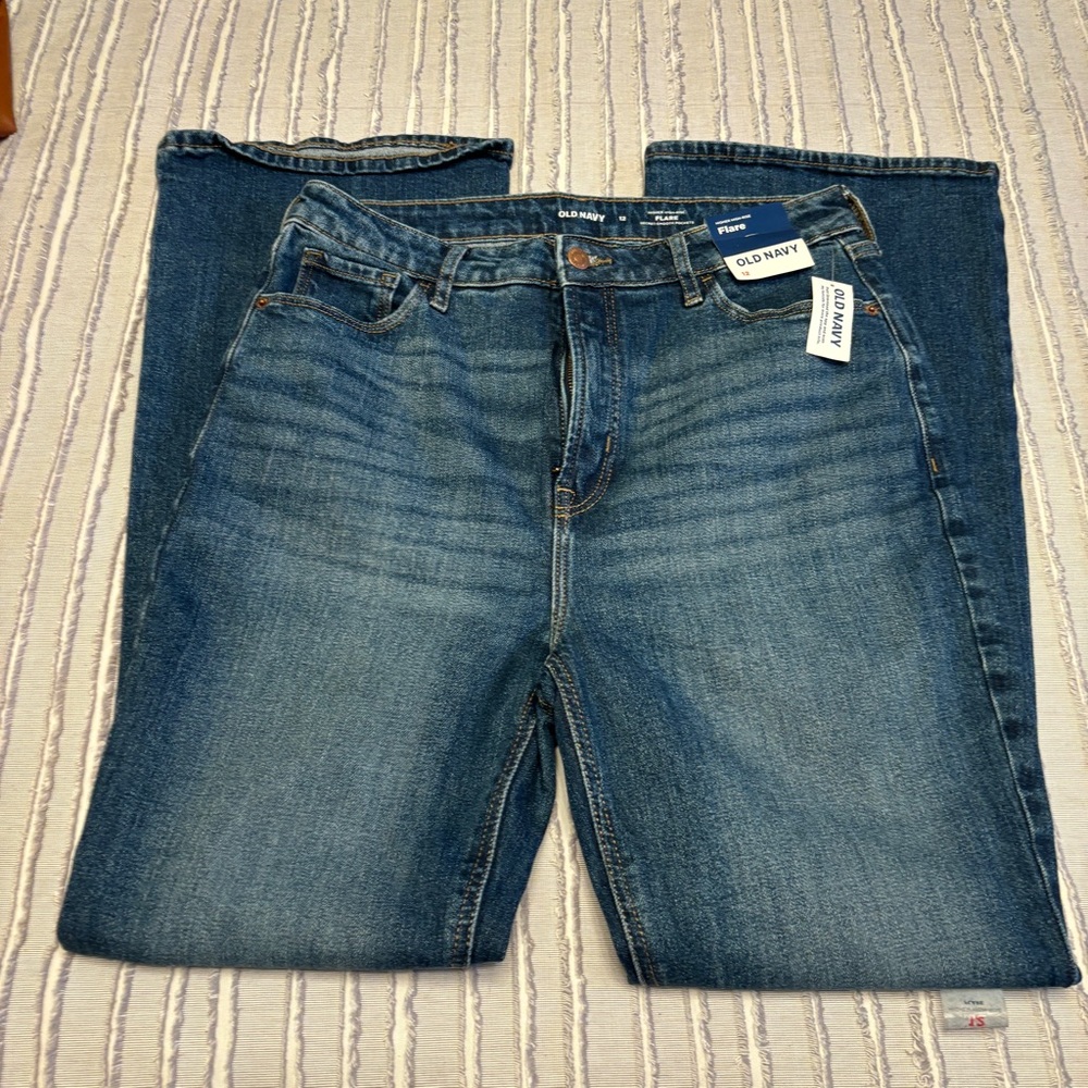 NWT Old Navy Flare Jeans Size 12 NO STRETCH